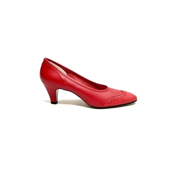Vintage 1970s deadstock red leather wing tip brogue heels - Picture 1 of 8